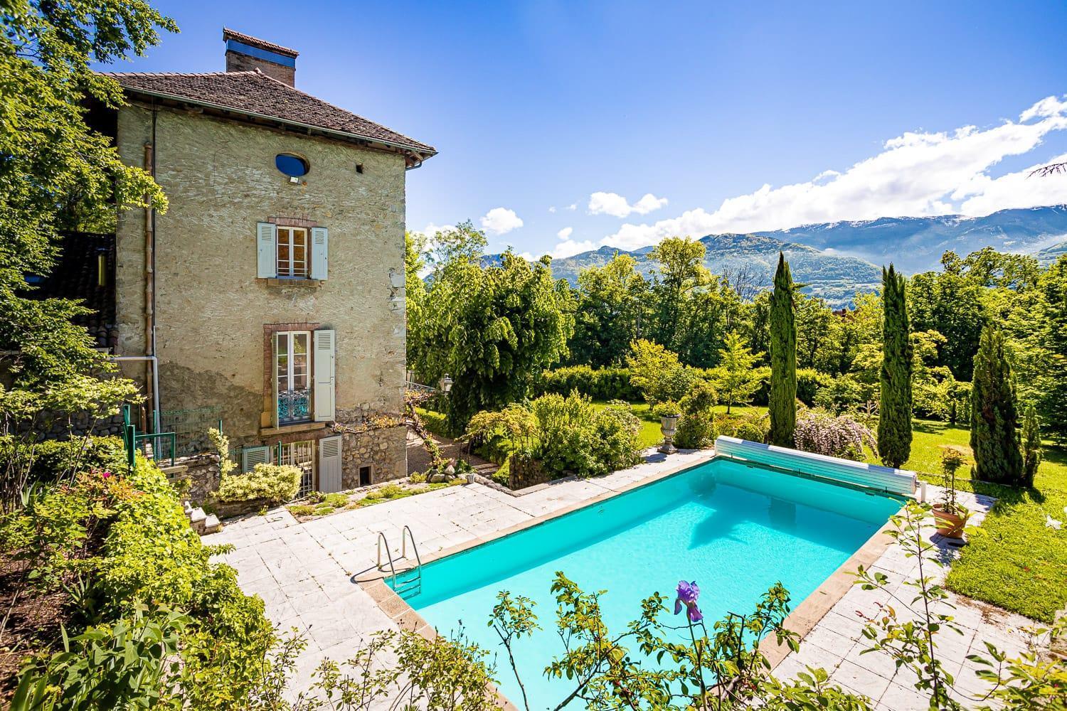 Chateau Monts Blancs Lumbin Екстериор снимка